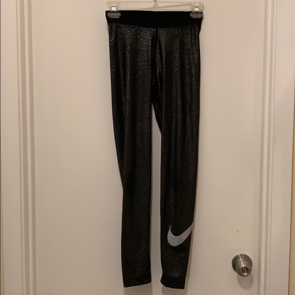 Sparkly Nike leggings!